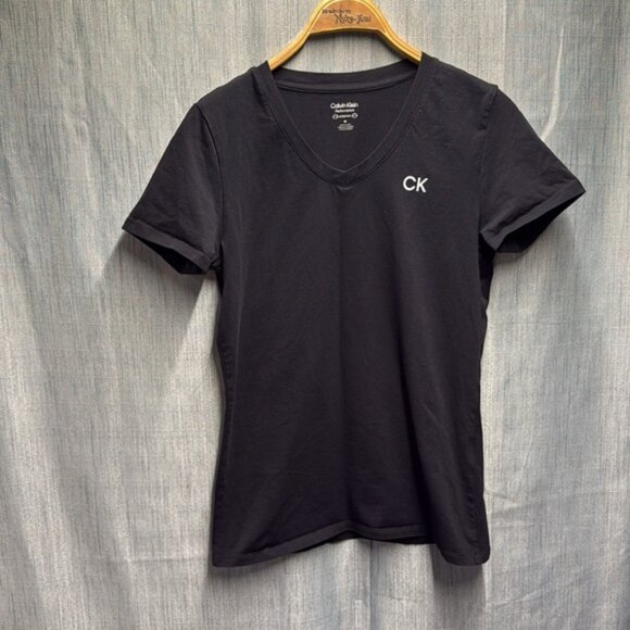 💙🩷 Calvin Klein black short sleeve shirt size medium - Picture 2 of 7